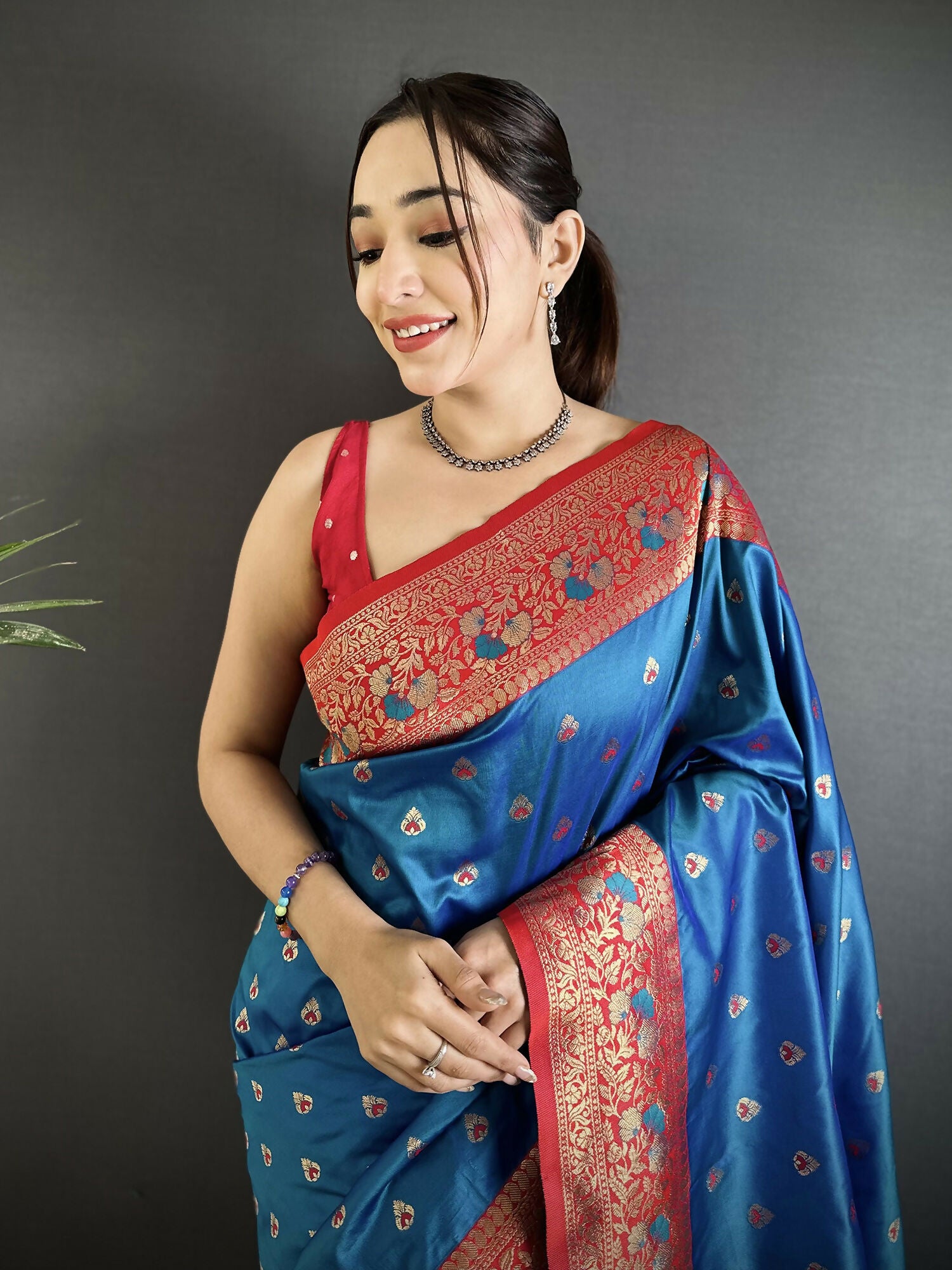 Joban Fashion Blue Intricate Motifs Soft Silk Banarasi Saree - Dista