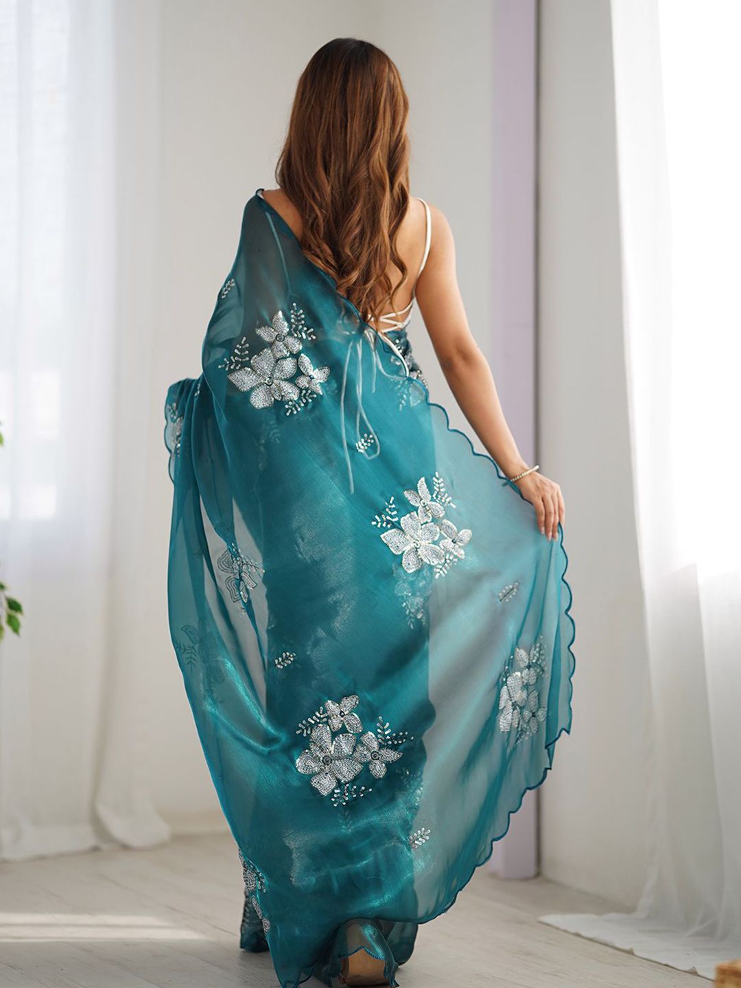 Mitera Floral Embroidered Silk Blend Saree - Distacart