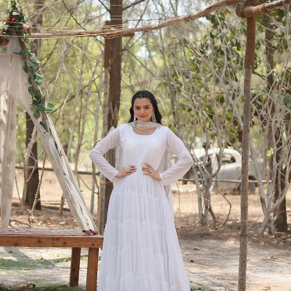 Joban Fashion White Georgette Sequence Embroidery Work Kurta Set - Distacart