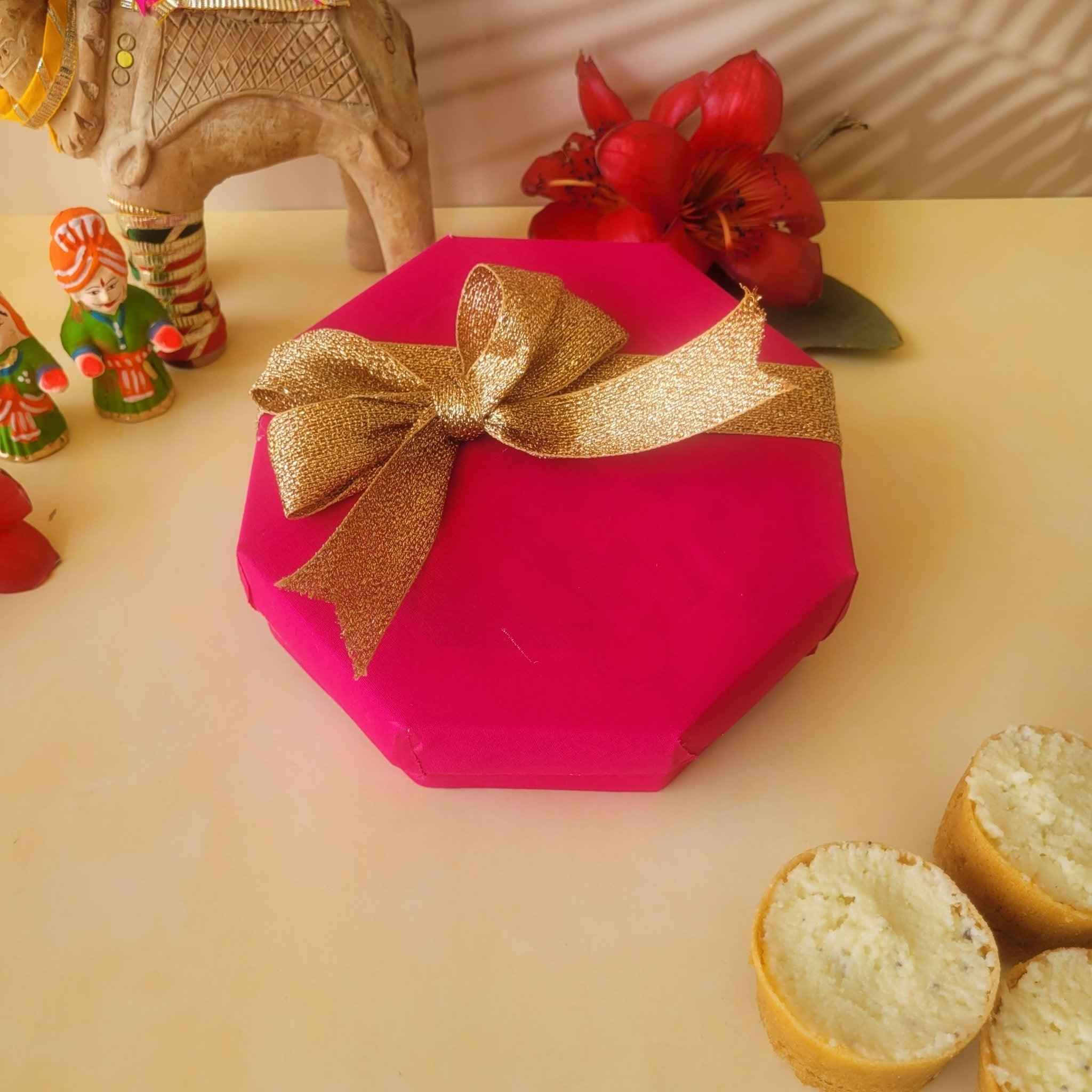 SweeDesi Meetha Ghewar - 1 Pc Hamper Pink - Dista