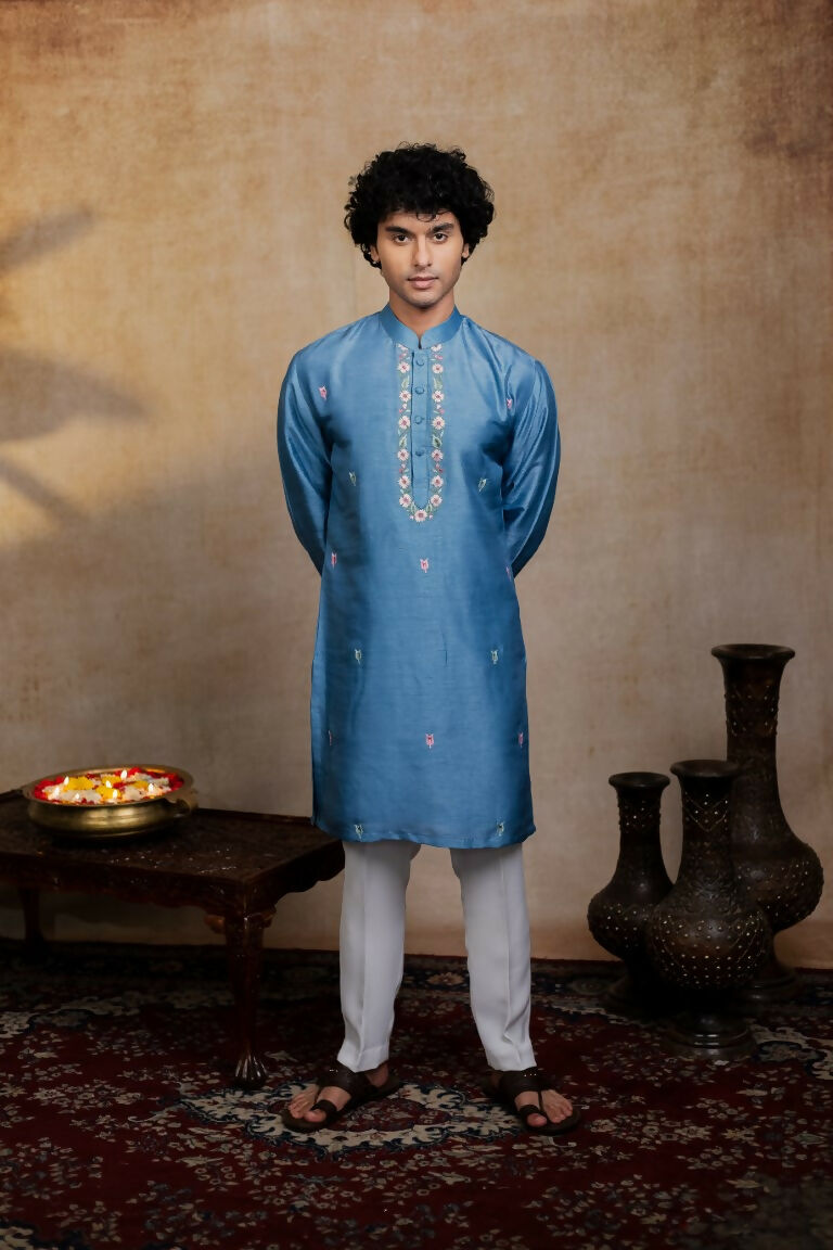 Falling Raw Silk Blue Varnika Kurta Set By Hilo Design - Distacart