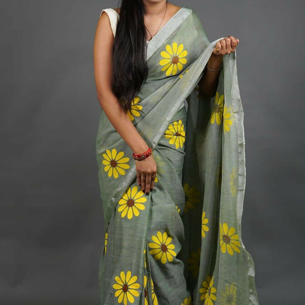 Exclusive Collection Light Pista Pure Cotton Saree With Sunflower Design