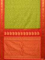 Thumbnail for Green and Red Gadwal Silk Handloom Saree with Mango Pallu Design - Global Threads - Distacart