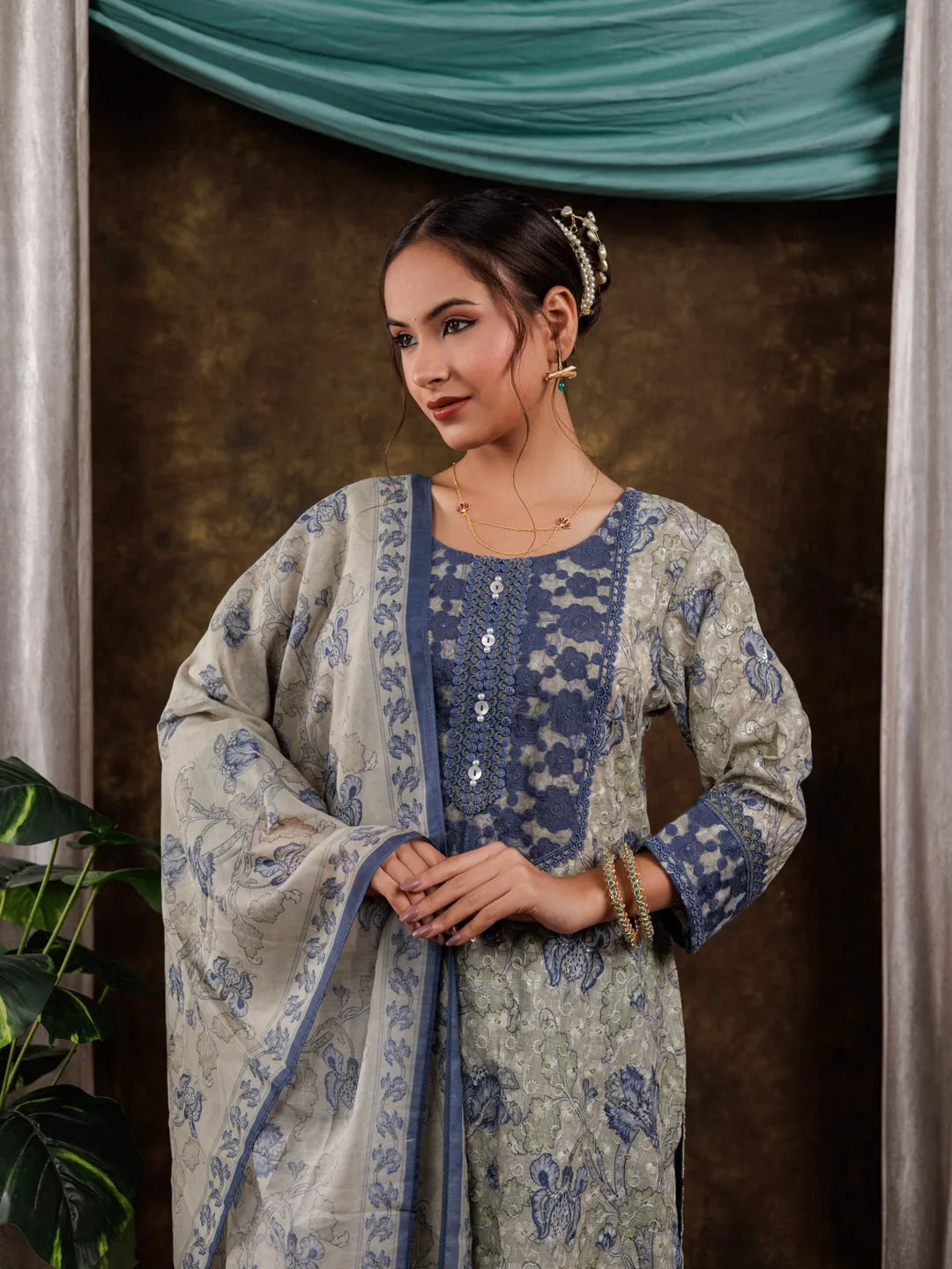 Yufta Green Cotton Schiffli Floral Print Kurta Dupatta Set With Lace Detailing