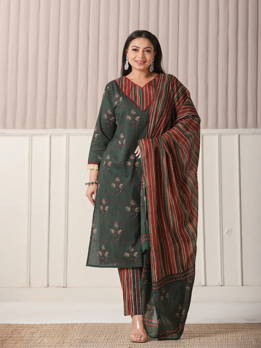 Yufta Green Floral Print Patch & Lace Work Plus Size Kurta Set With Pant & Dupatta - Distacart