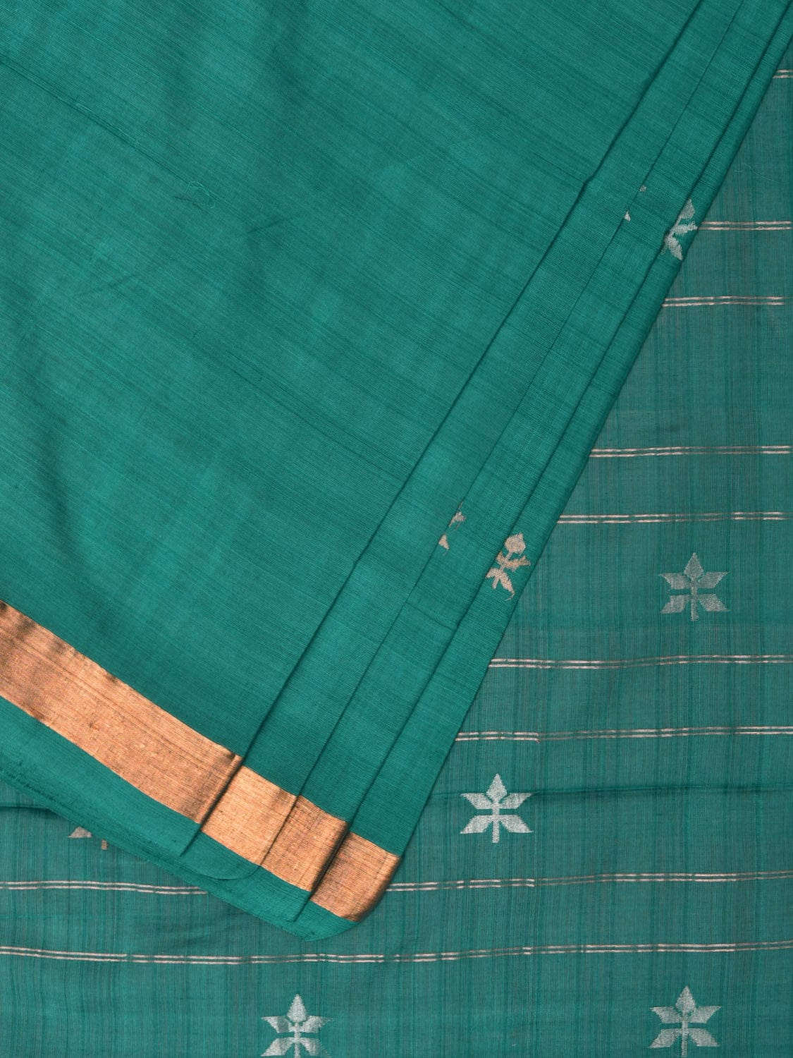 Green Khadi Cotton Handloom Saree with Jamdani Body Buta Design - Global Threads - Distacart
