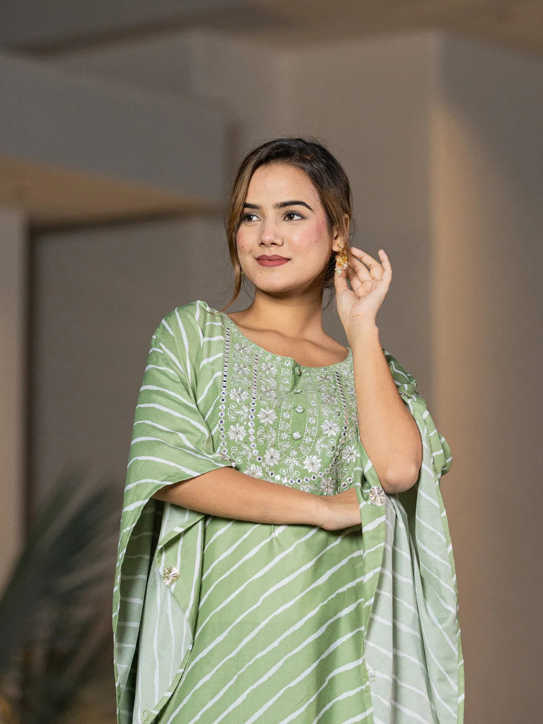Yufta Green Leheriya Embroidered Kaftan Kurta Set