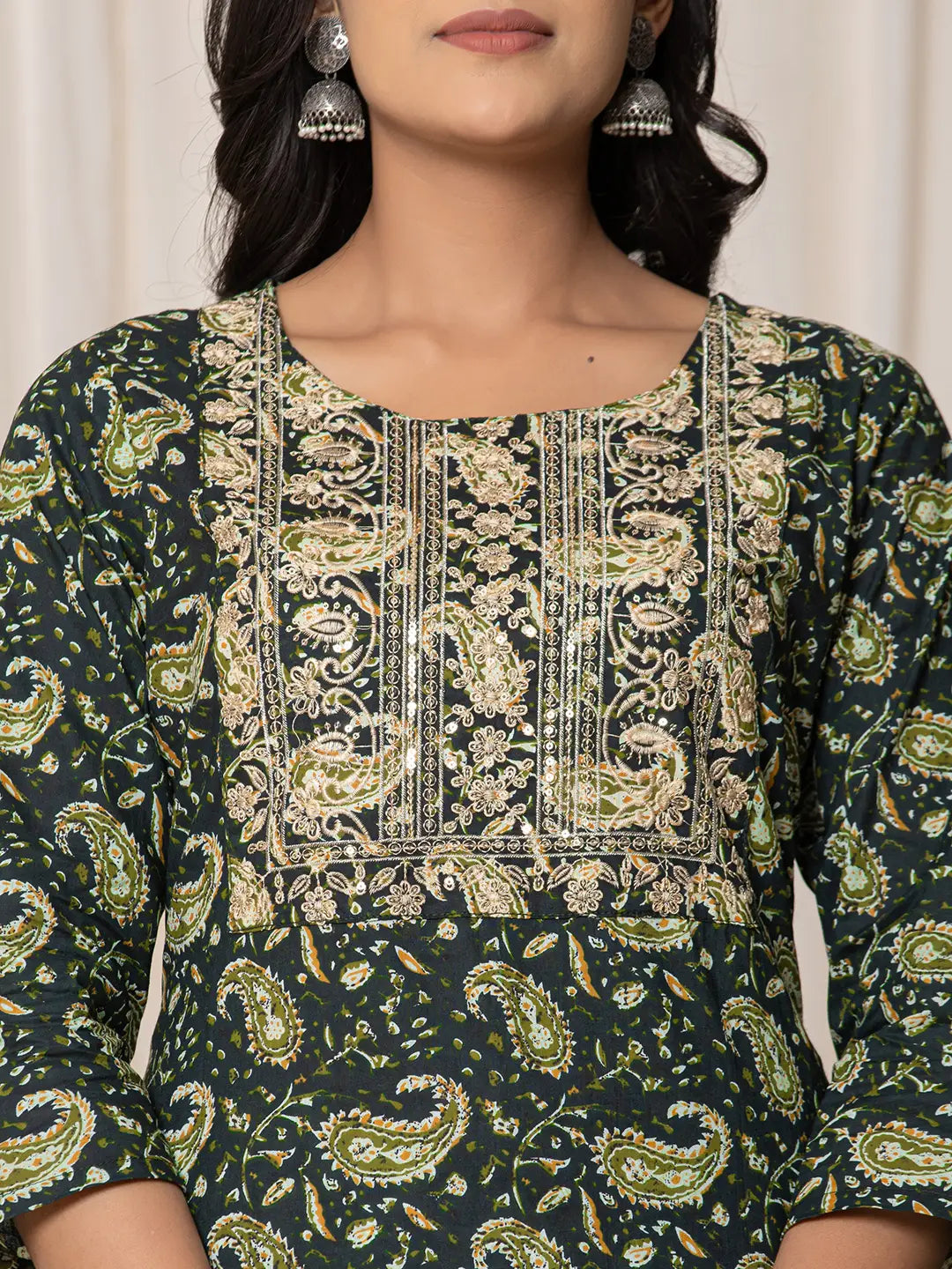 Yufta Green Paisley Pure Cotton Straight Kurta And Trouser With Dupatta Set