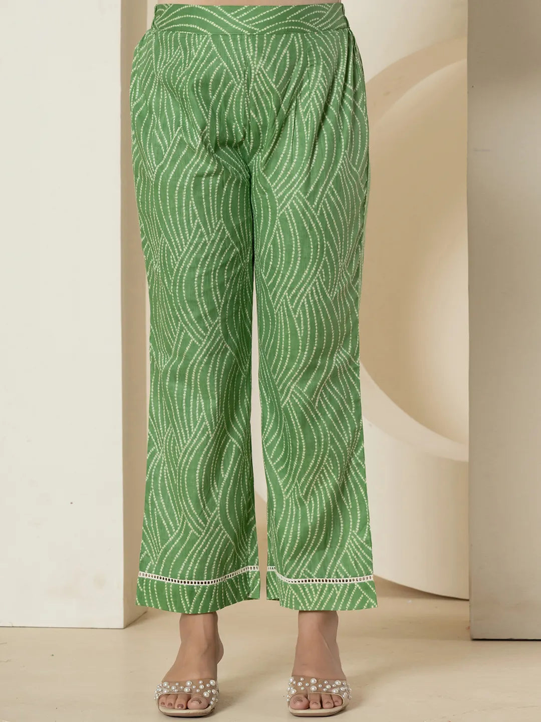 Yufta Green Patch Work Pure Cotton Straight Kurta And Dupatta Set