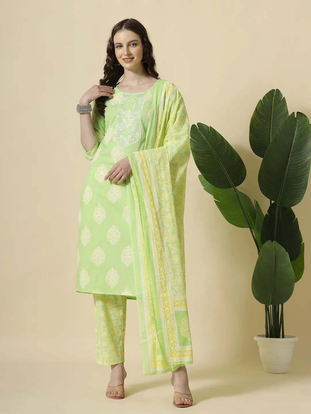 Yufta Green Pure Cotton Floral PrintThreadWork Kurta Dupatta Pant Set - Distacart