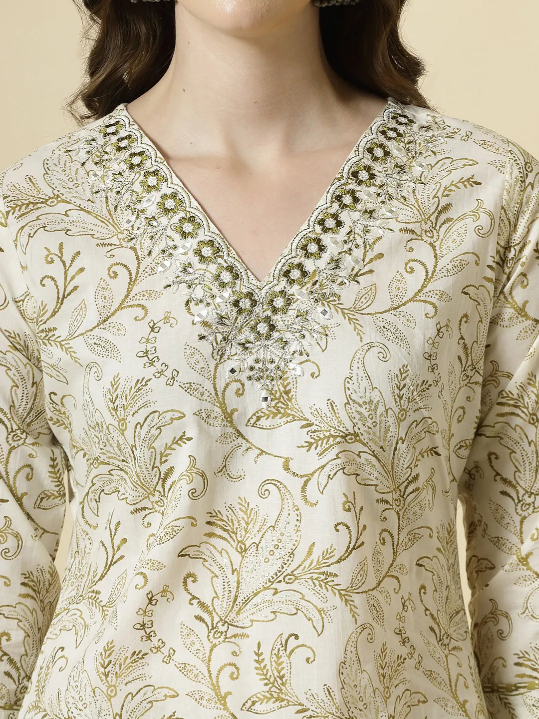 Yufta Green Pure Cotton Paisley Thread Work Kurta Dupatta Pant Set