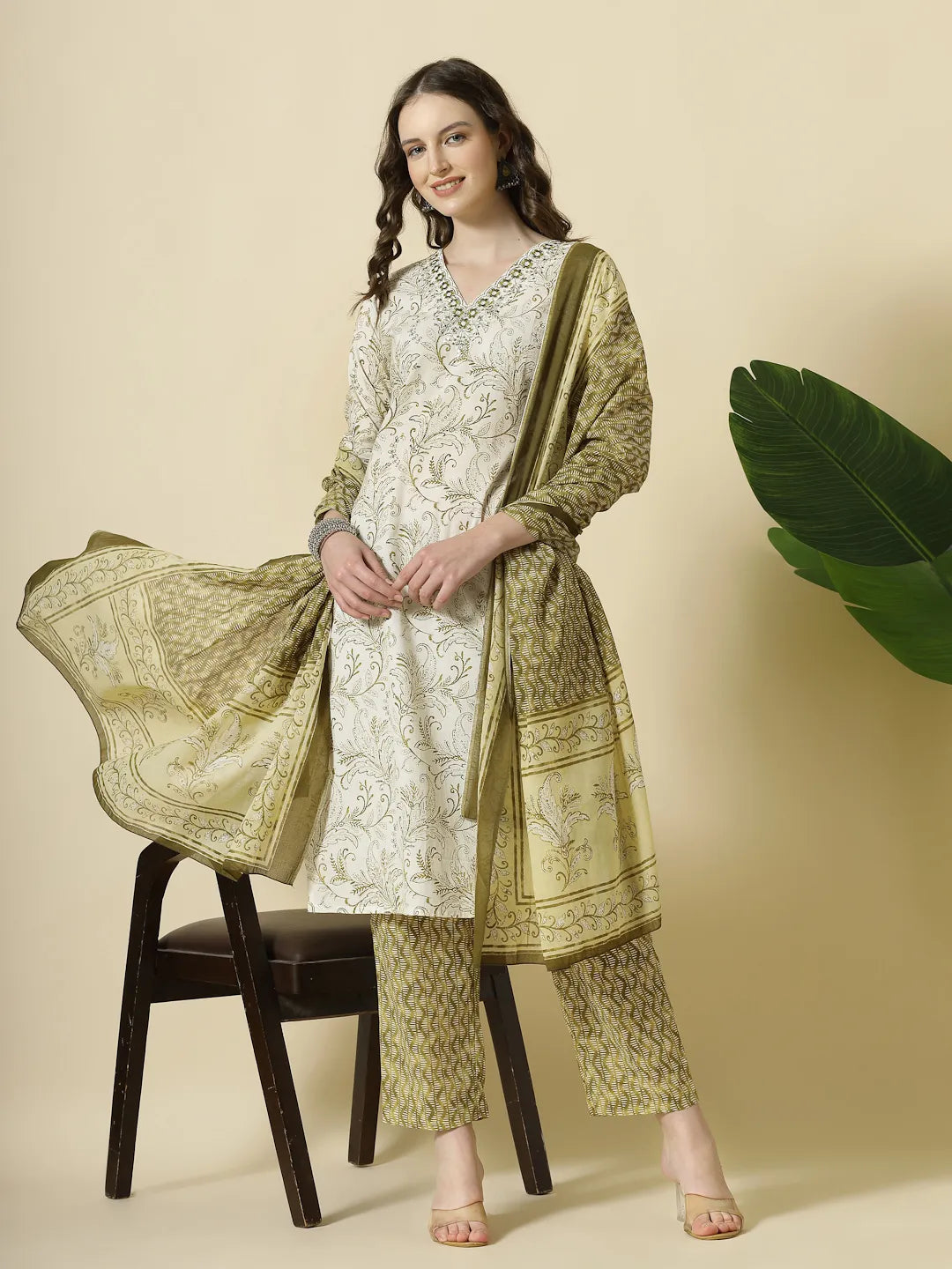 Yufta Green Pure Cotton Paisley Thread Work Kurta Dupatta Pant Set