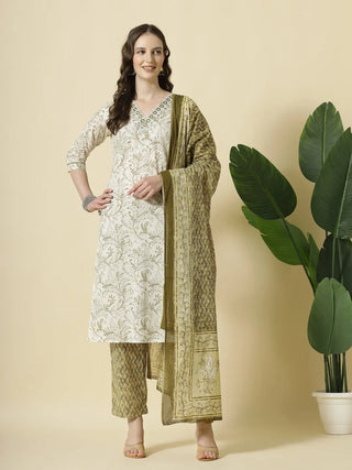 Yufta Green Pure Cotton Paisley Thread Work Kurta Dupatta Pant Set