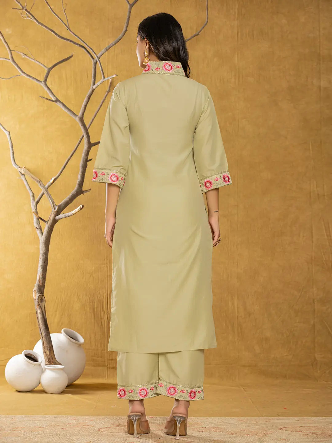 Yufta Green Silk Blend Pakistani Style Kurta Dupatta Set