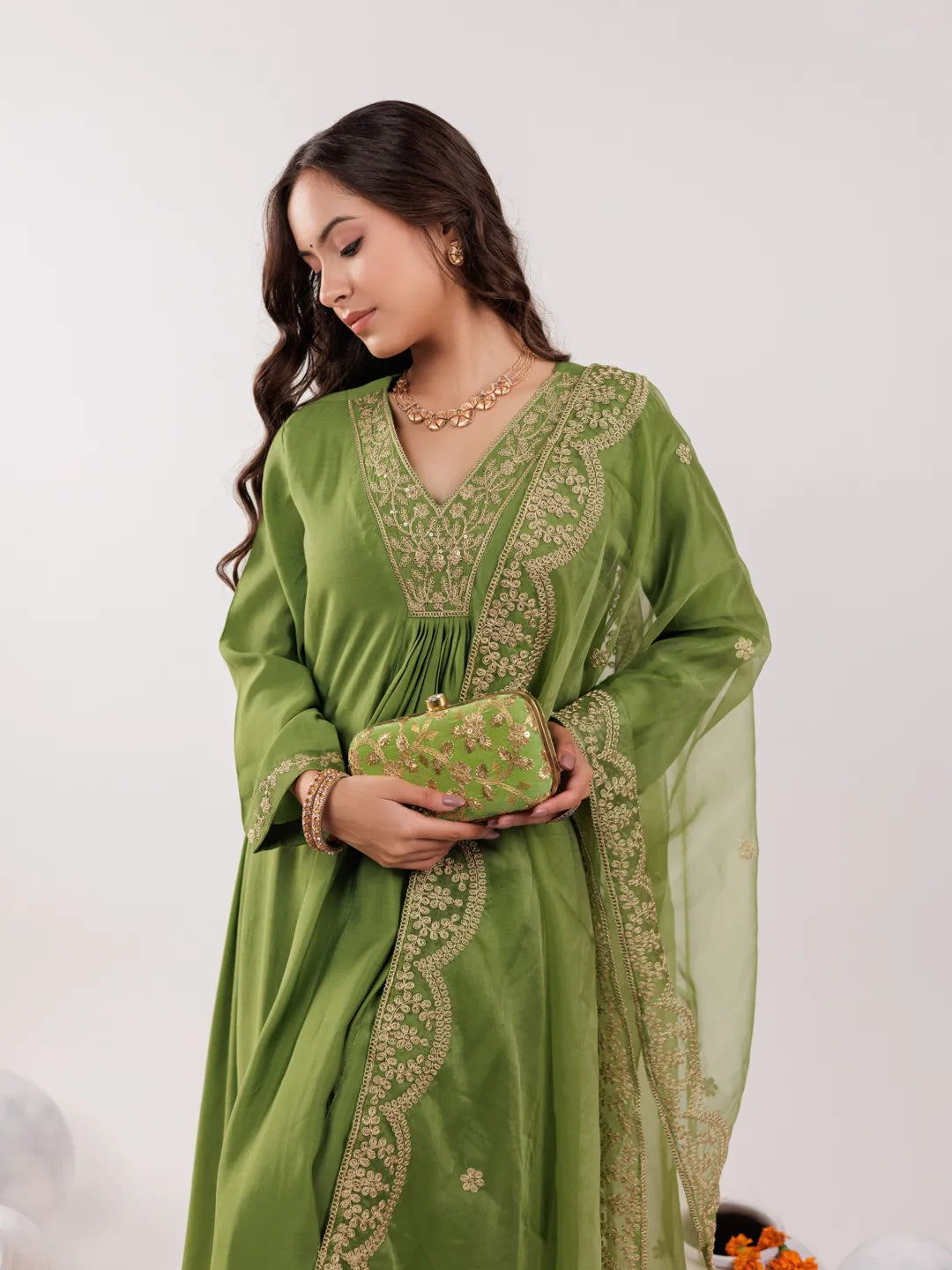 Yufta Green Silk Embroidered Kurta Dupatta Set