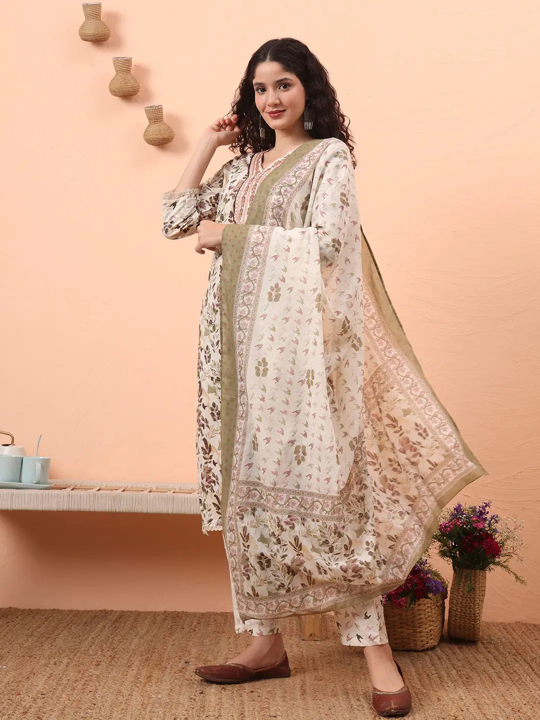 Yufta Green Straight Thared Work Kurta Trouser Dupatta Set - Distacart