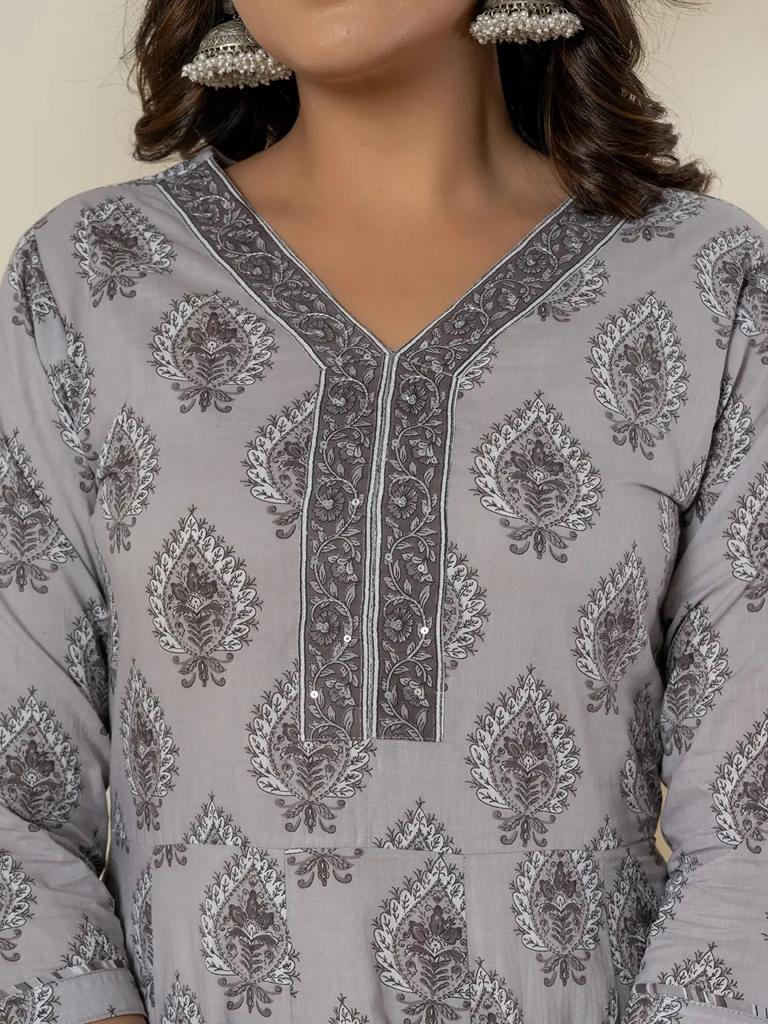 Yufta Grey Cotton Ethnic Motifs Kurta Dupatta Set