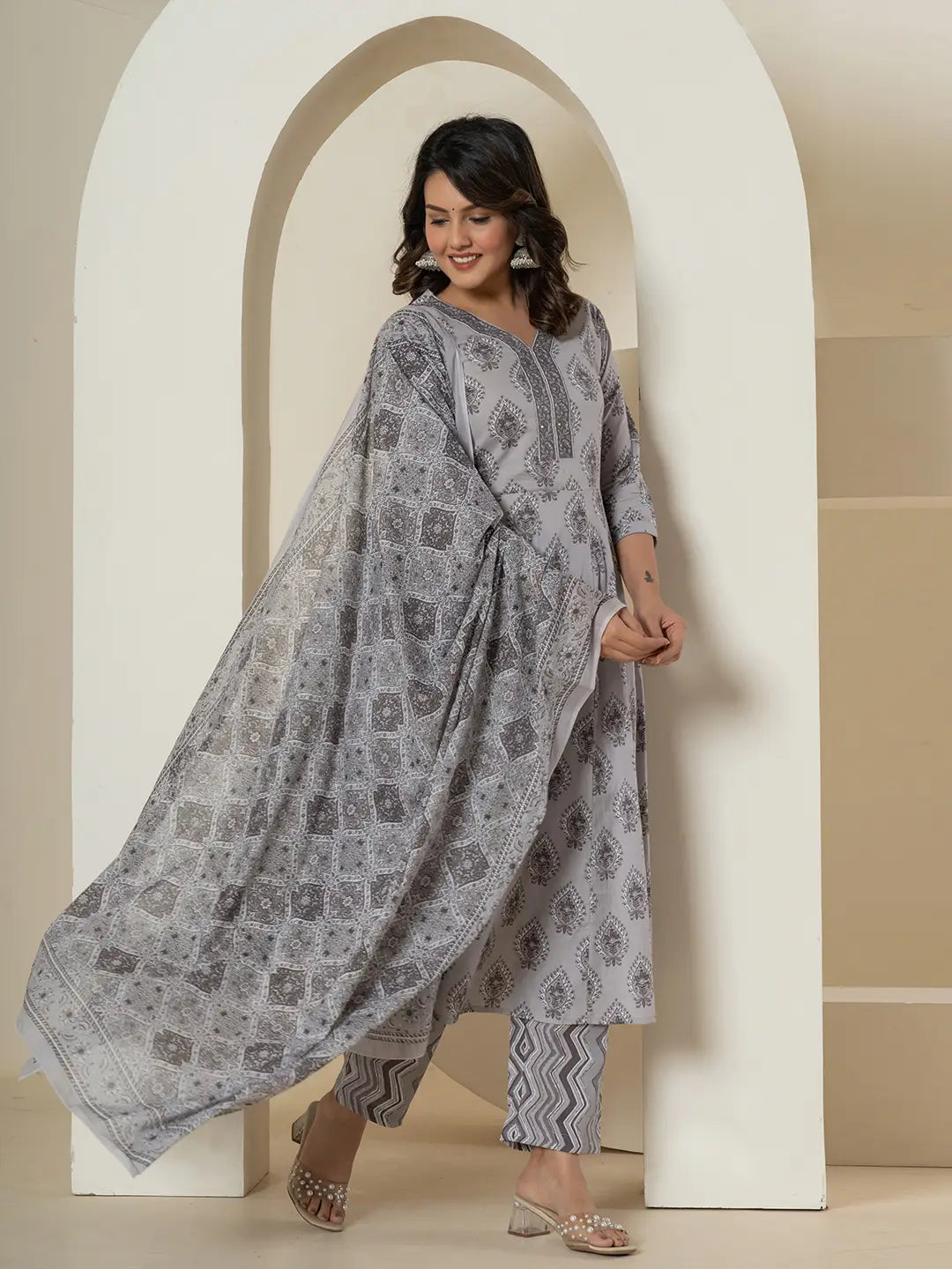 Yufta Grey Cotton Ethnic Motifs Kurta Dupatta Set