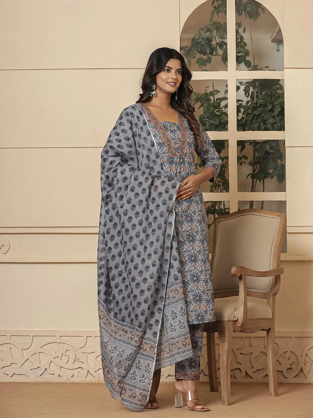 Yufta Grey Cotton Sequins_Work Kurta Dupatta Set - Distacart