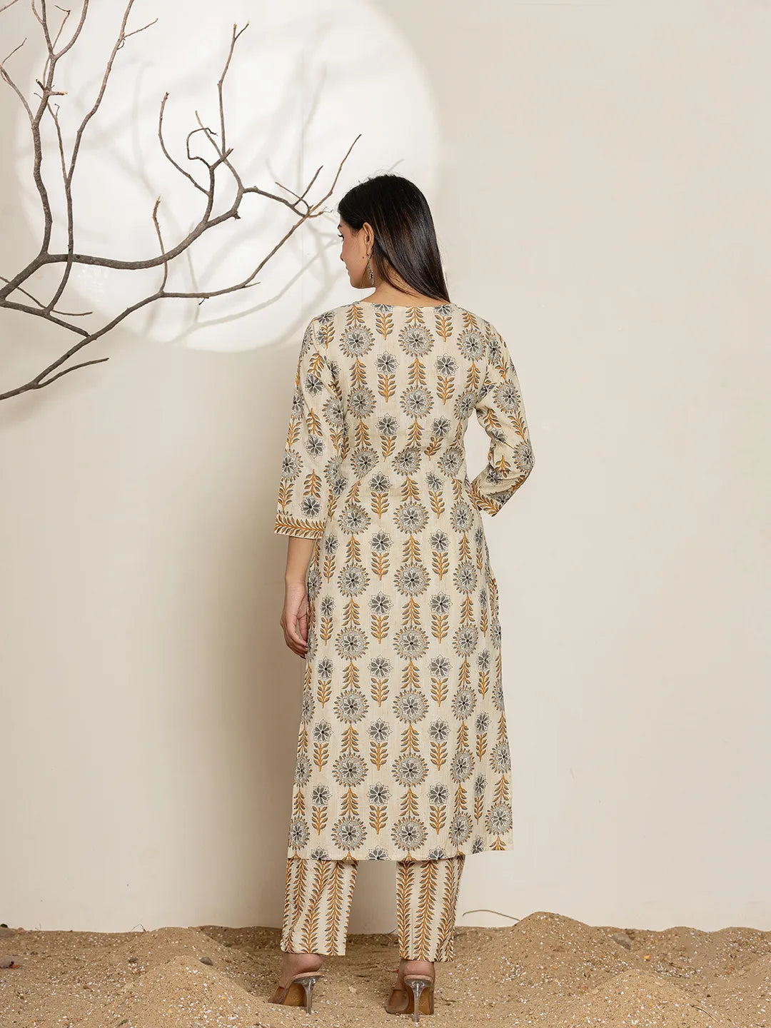 Yufta Grey Floral Print Cotton Straight Kurta Dupatta Set