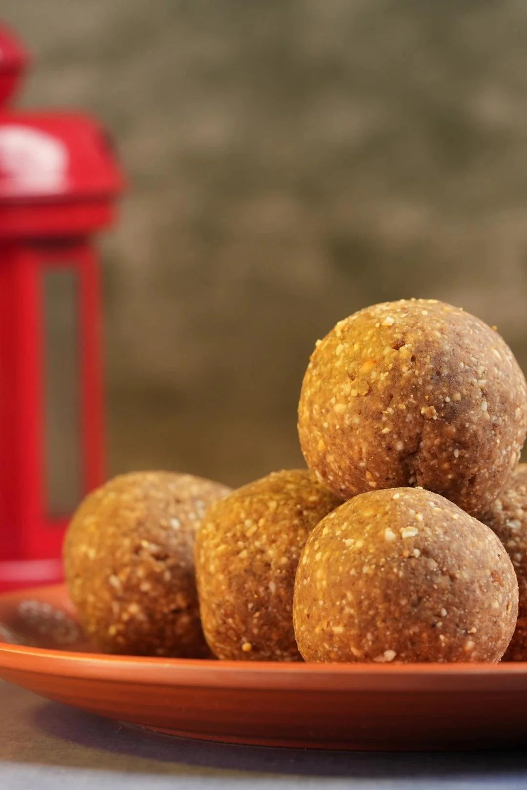 Sattur Mittai Kadai Groundnut Laddoo