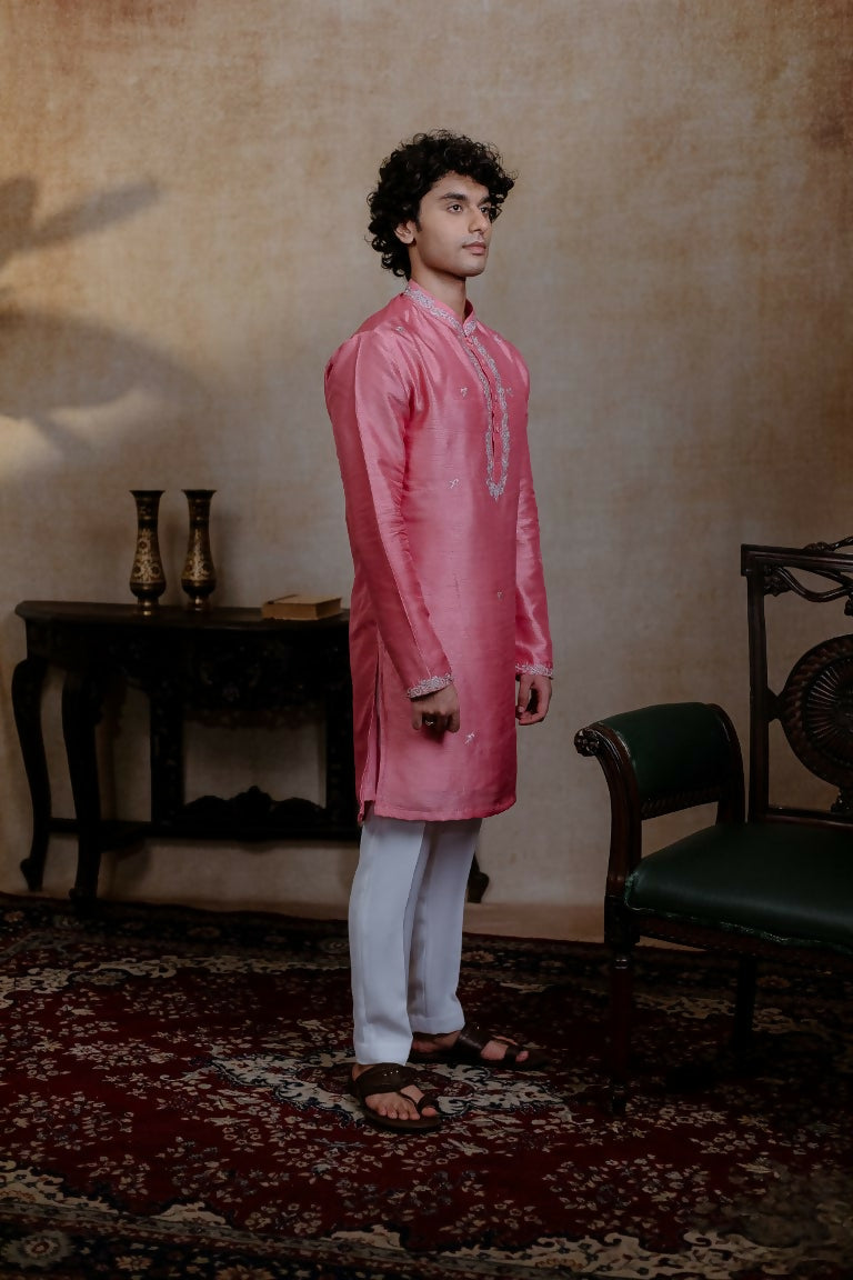 Falling Raw Silk Pink Prism Motif Kurta Set By Hilo Design - Distacart