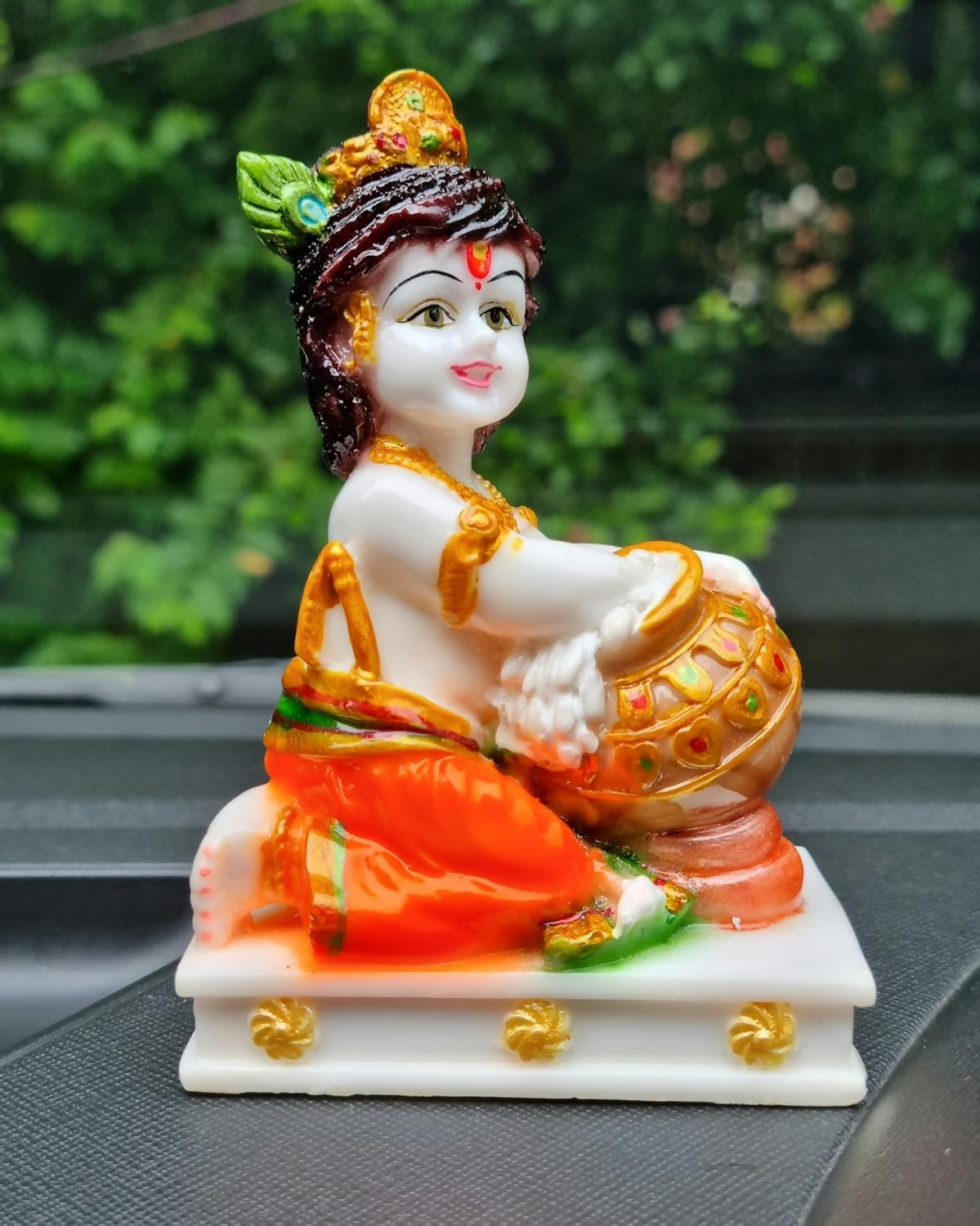 RIANZ Bal Roop Laddu Gopal Ji Idol - Multicolor - Dista