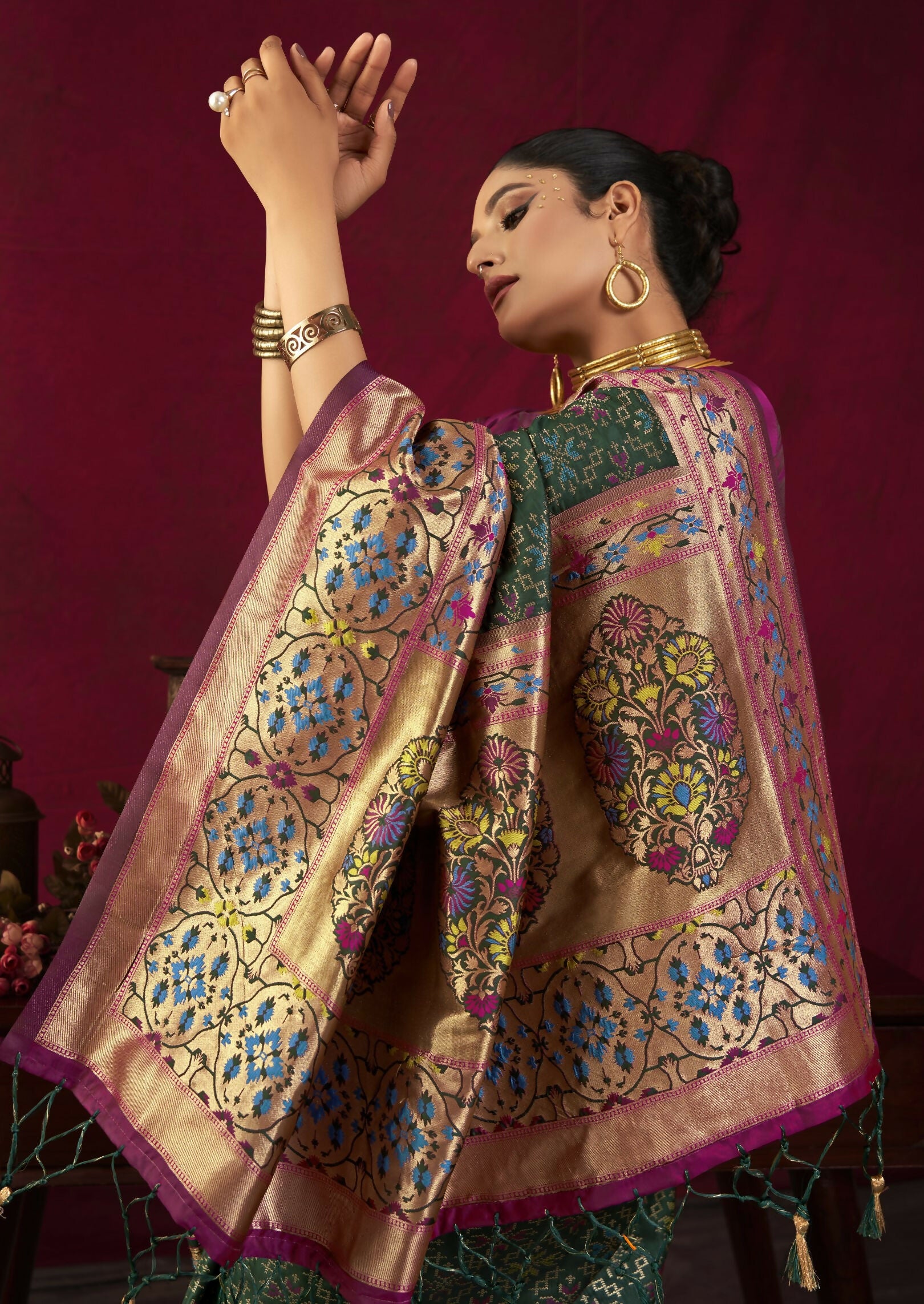 Vishnu Weaves Women's Bt-Green Paithani Silk Saree with Blouse - Distacart