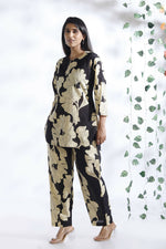 Thumbnail for Breathables Black Floral Cotton Kurta & Pant Co-Ord Set - Dista