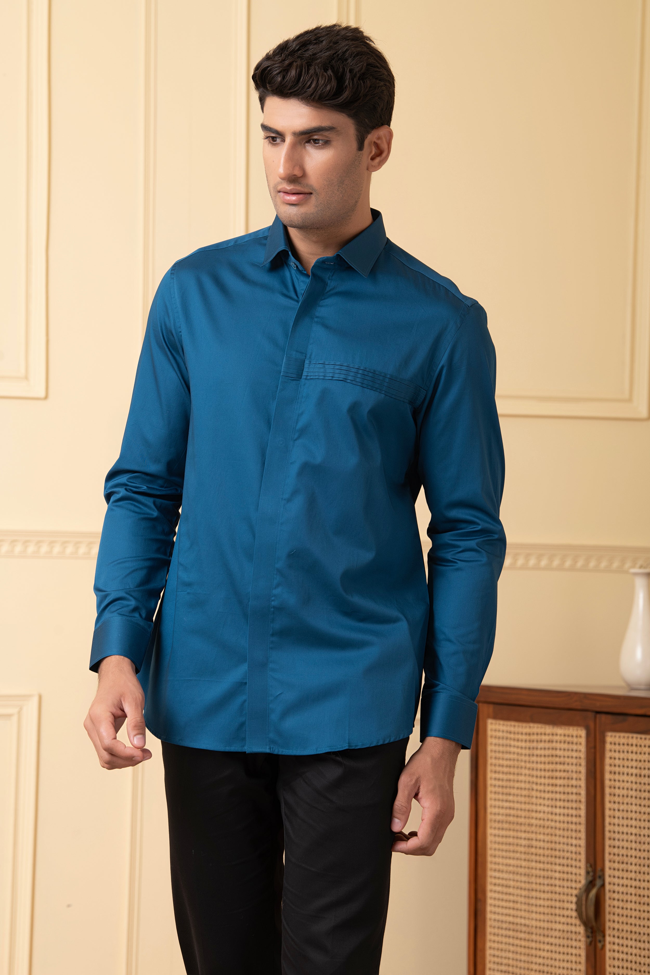 Ragic Blue Pintuck Shirt by Hilo Design - Distacart