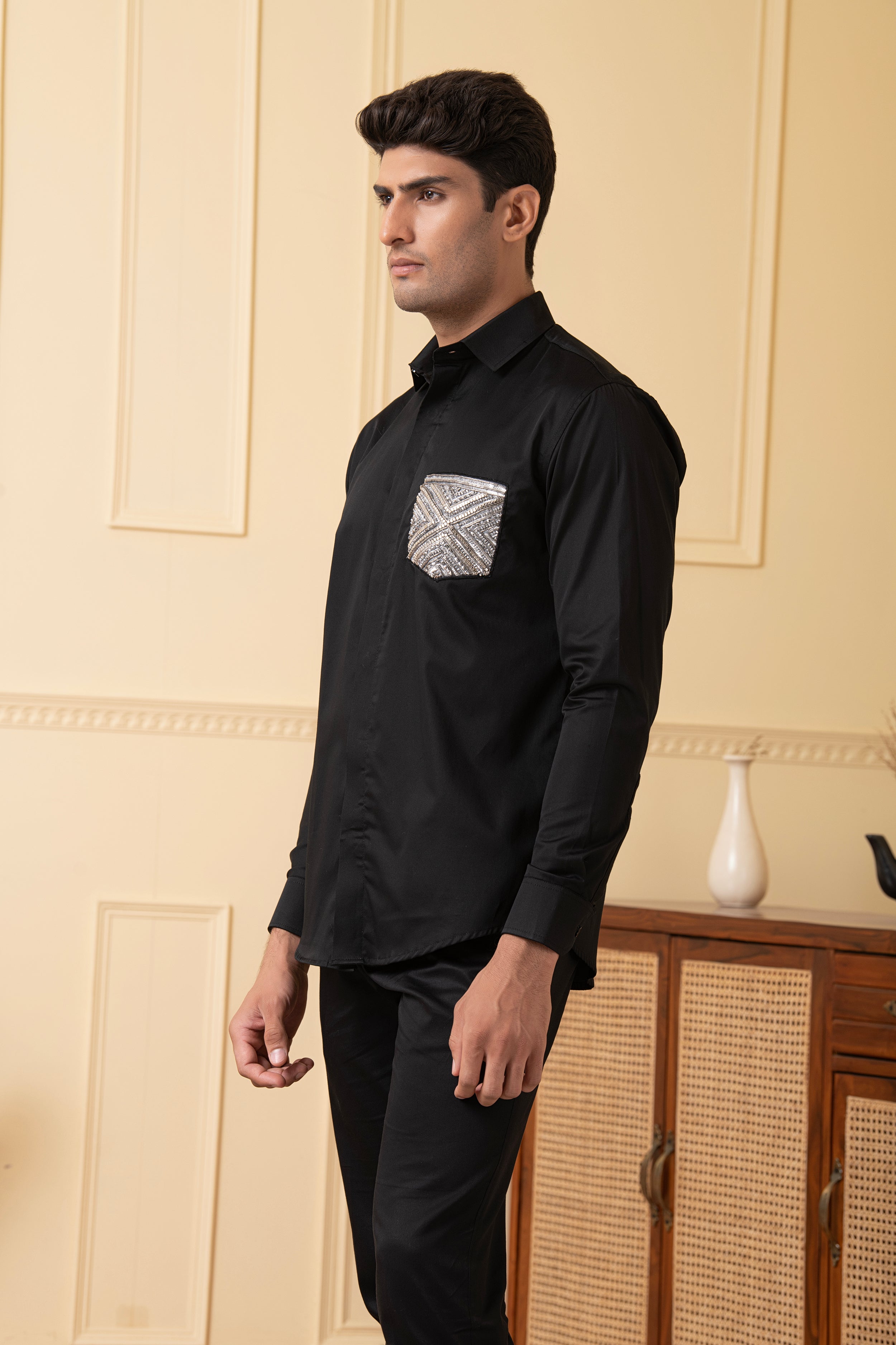 Pocket Embroidery Shirt by Hilo Design - Distacart