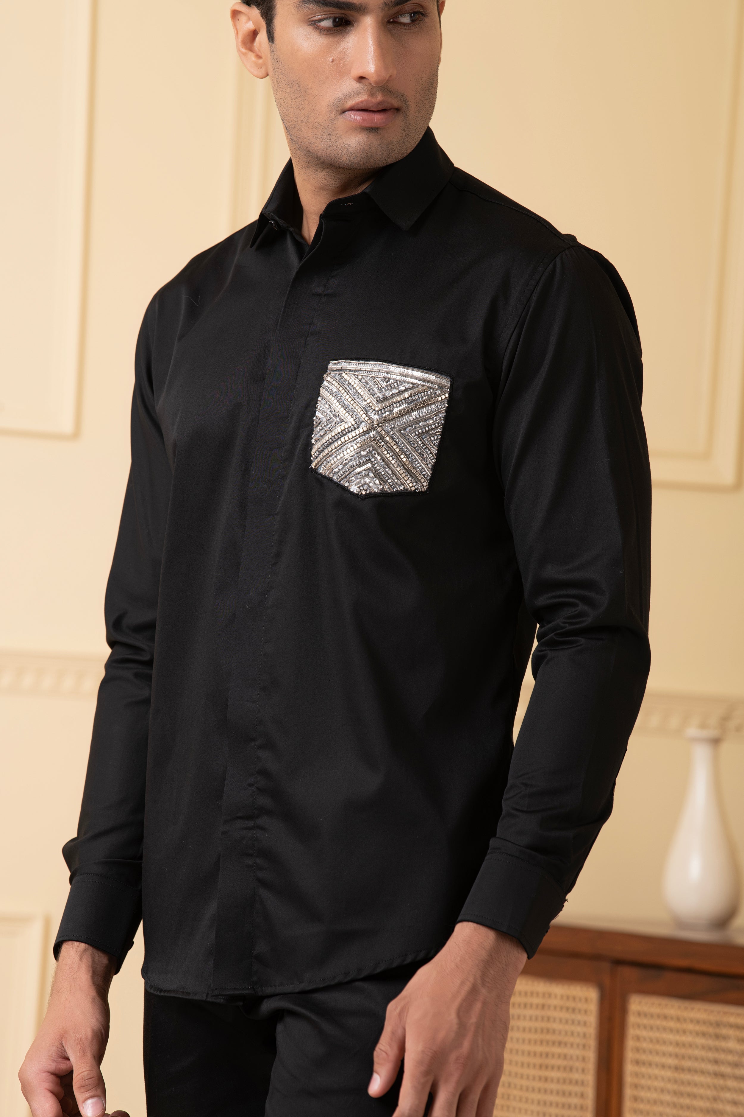 Pocket Embroidery Shirt by Hilo Design - Distacart