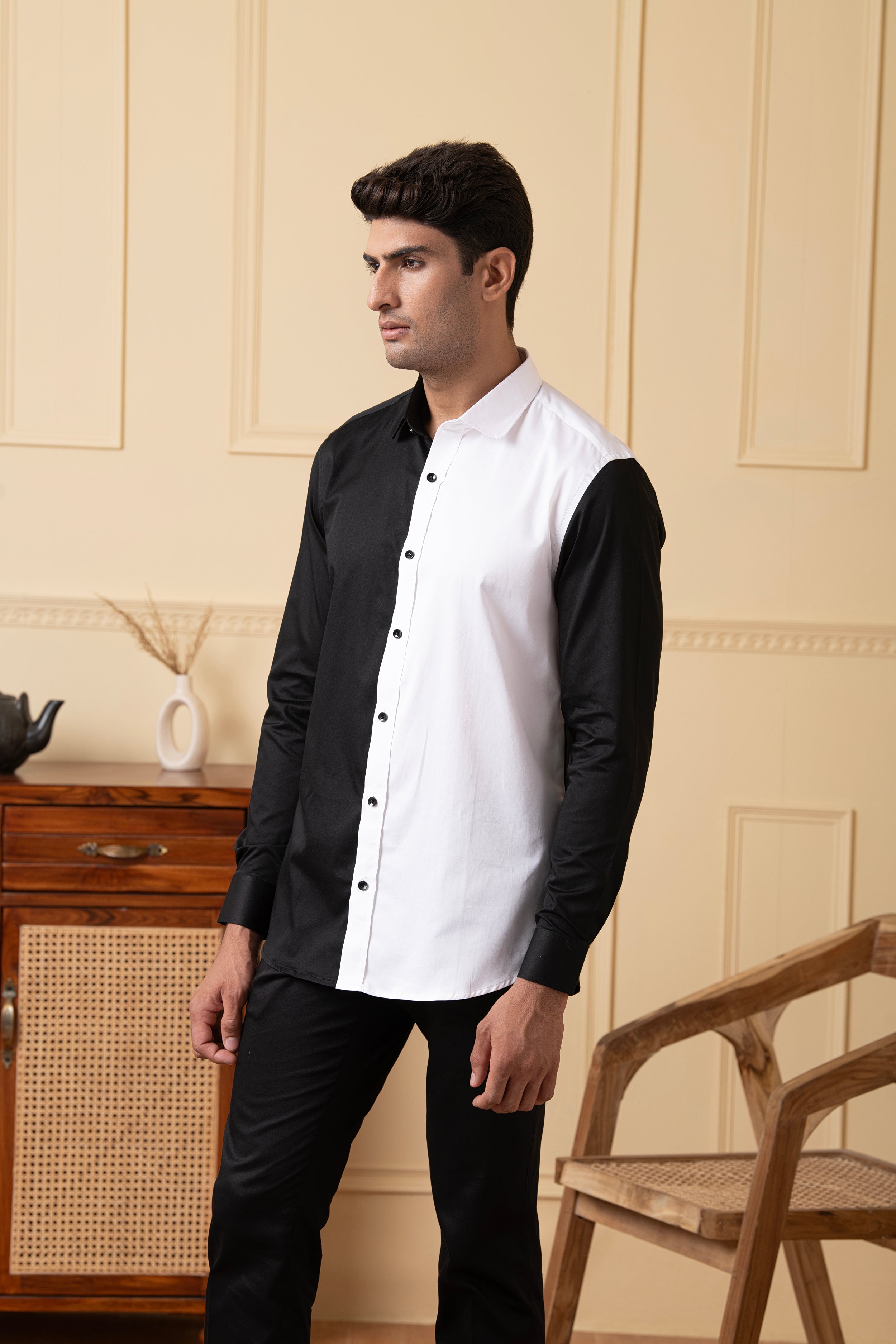 Black And White Shirt by Hilo Design - Distacart