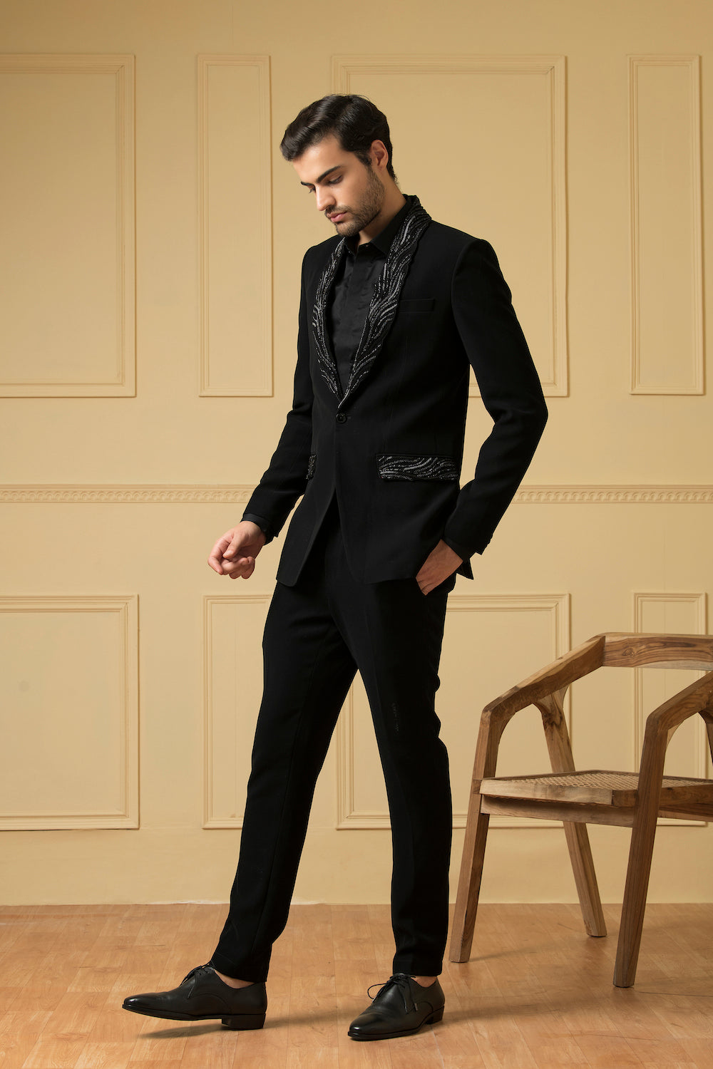 Black Blazer by Hilo Design - Distacart
