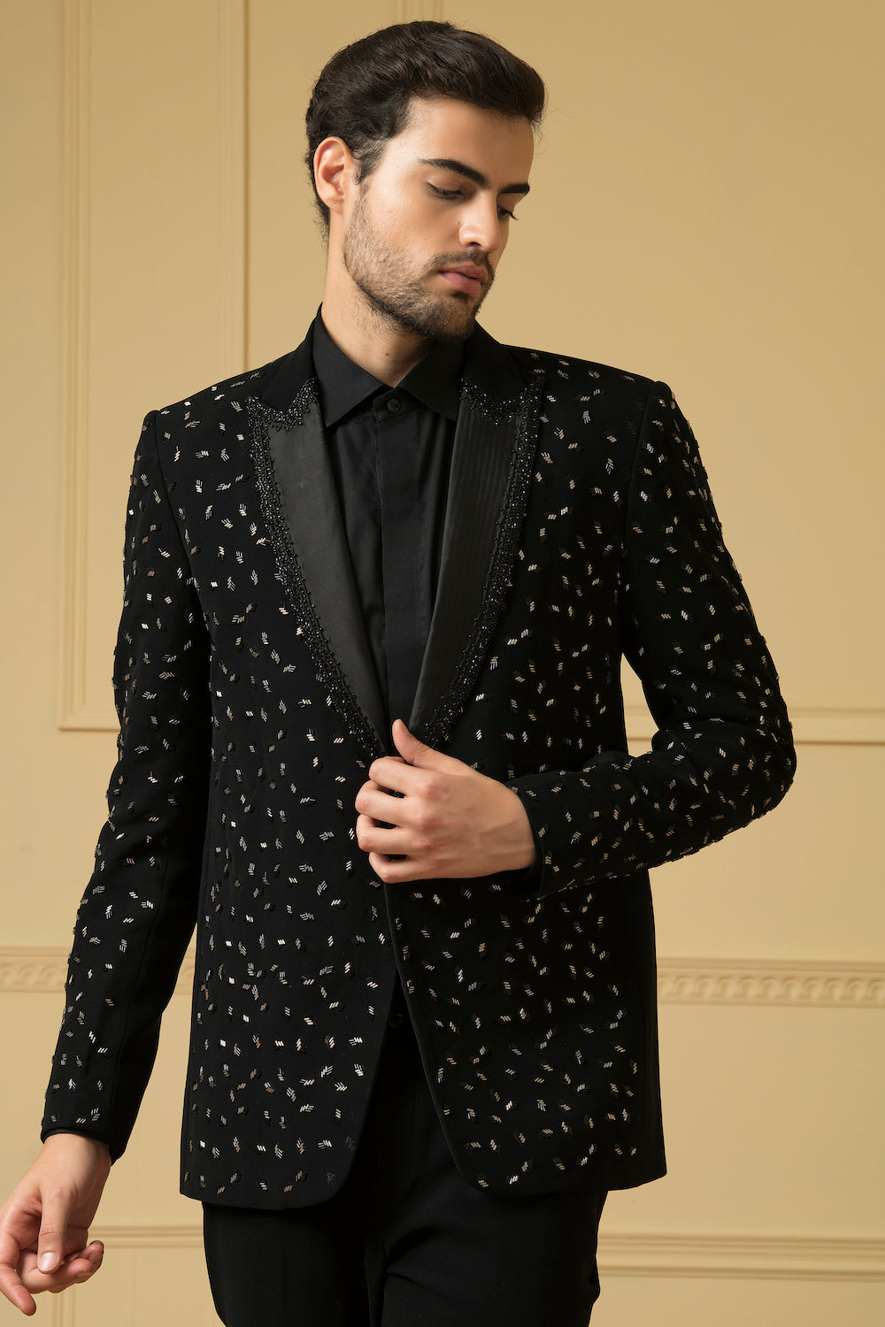 Black Beads Blazer by Hilo Design - Distacart