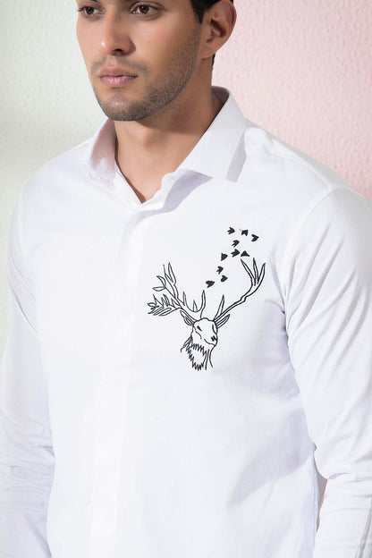 Bianco Reindeer Shirt by Hilo Design - Distacart