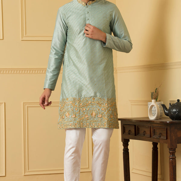 Floral Motif Zari Work Kurta by Hilo Design - Distacart