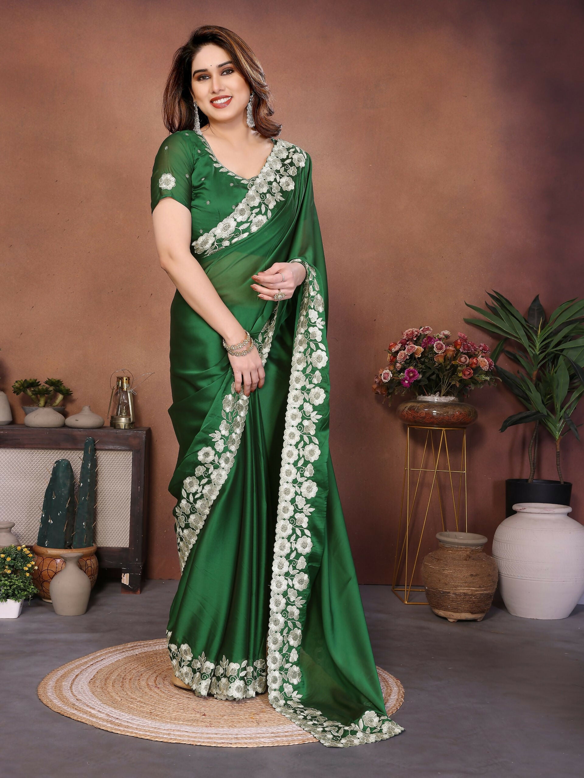 Teeya Creation New Trendy Stylish Party Wear Silk Saree-Green - Dista