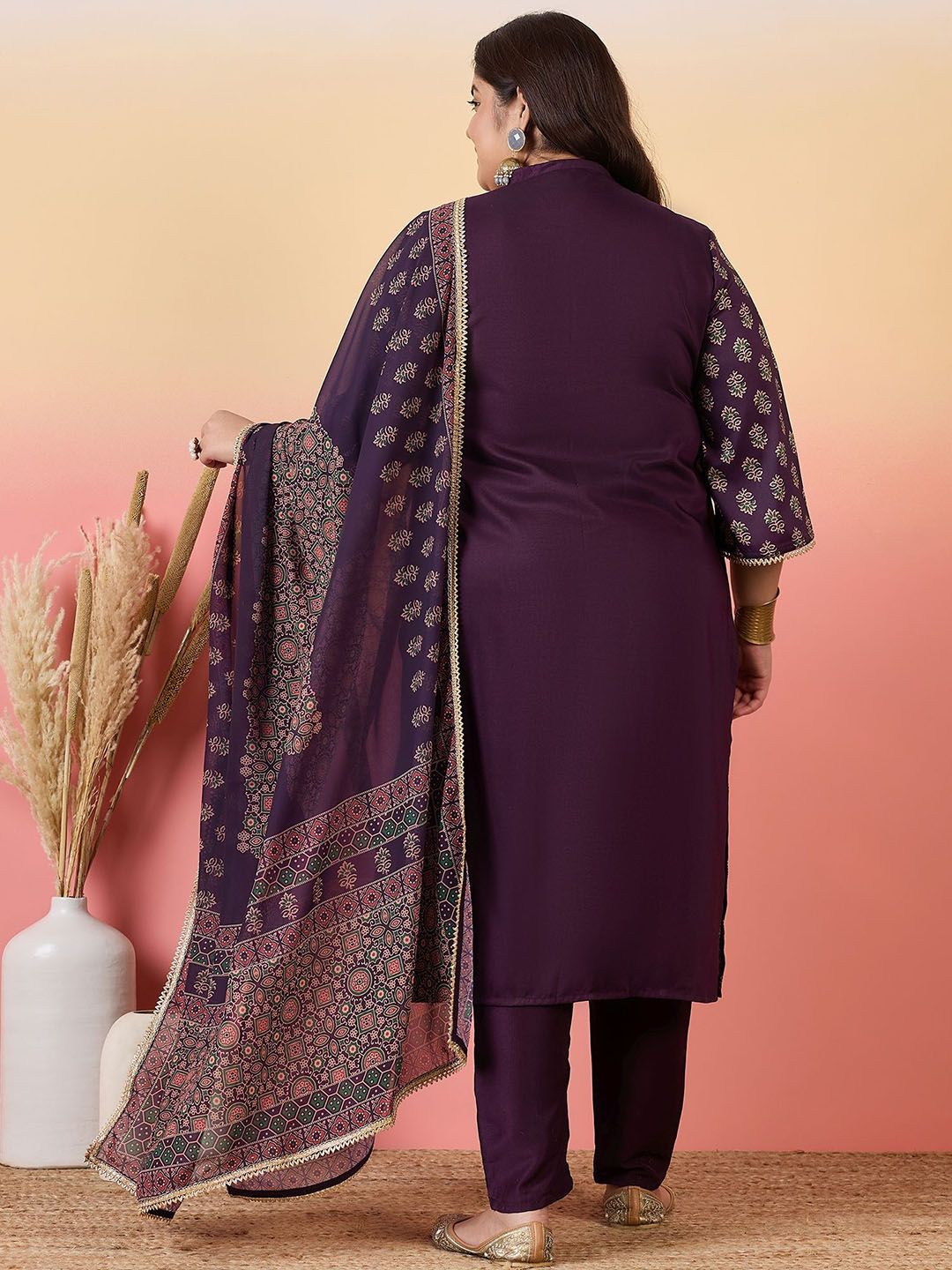 Sztori Women Floral Printed Regular Kurta with Trousers & With Dupatta - Distacart