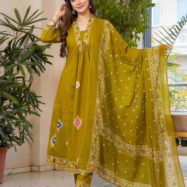 Jaimini Women Cotton Printed V-Neck 3/4 Sleeves Calf Length Flared Kurta Pant And Dupatta Set - Dista
