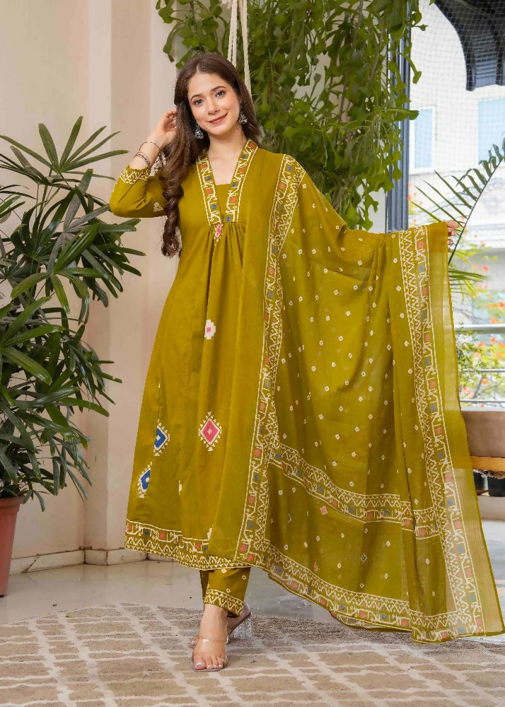 Jaimini Women Cotton Printed V-Neck 3/4 Sleeves Calf Length Flared Kurta Pant And Dupatta Set - Dista