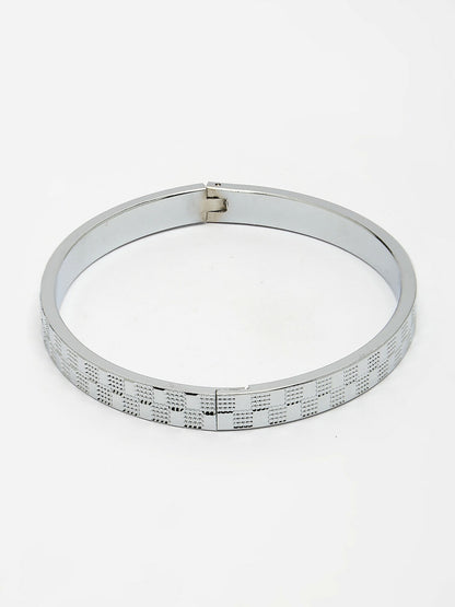NVR Men's Silver-Plated Stainless Steel Kada Bracelet - Distacart
