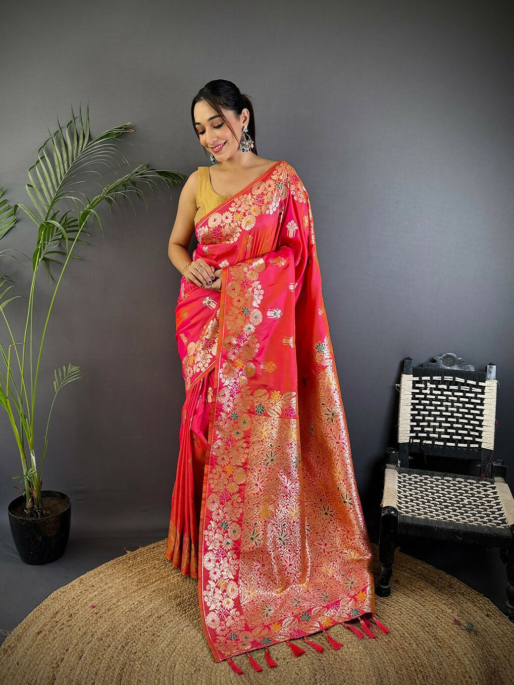 Joban Fashion Meenakari Hot Pink Woven Soft Silk Saree