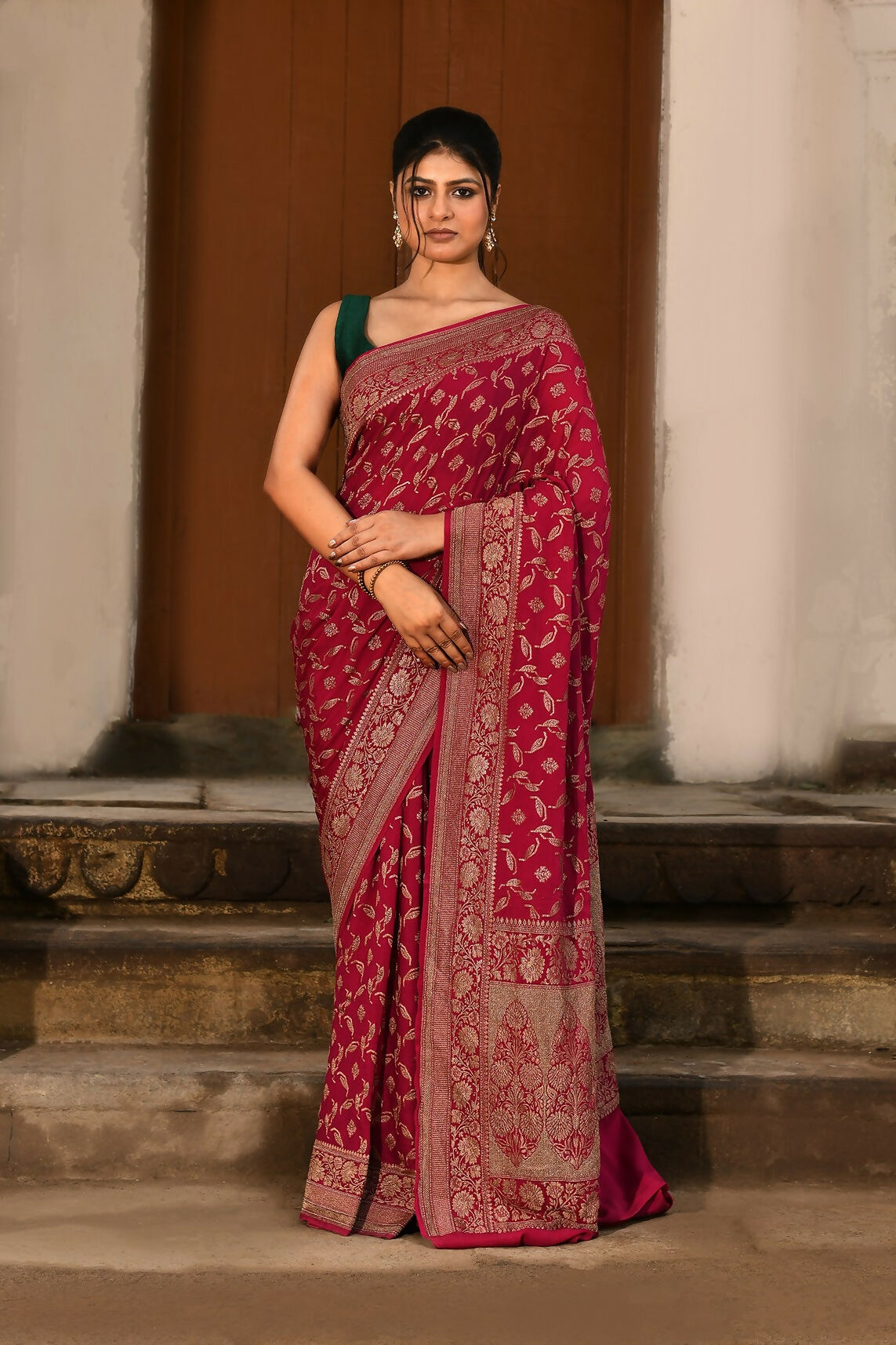 Joban Fashion Hot Pink Crepe Chiffon Banarasi Pure Handloom Banarasi Silk Saree