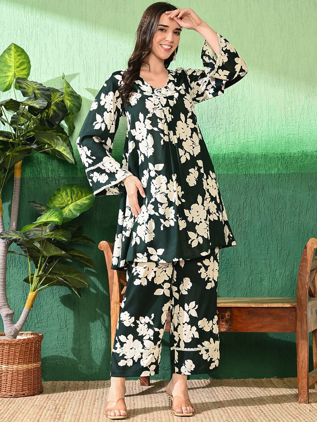 Sangria Printed A-Line Kurti With Trouser - Distacart