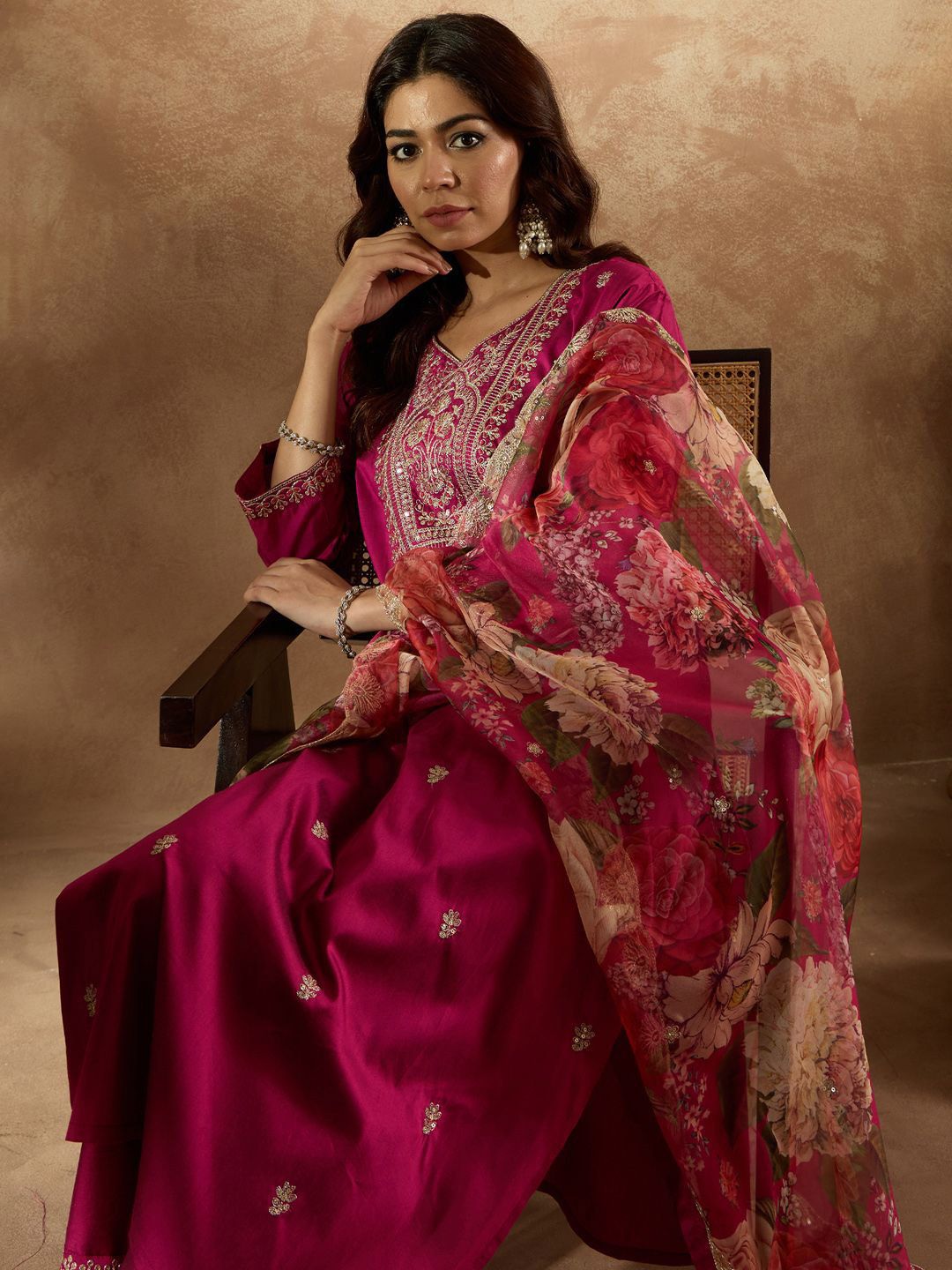 Indo Era Women Floral Embroidered Regular Kurta with Trousers & With Dupatta