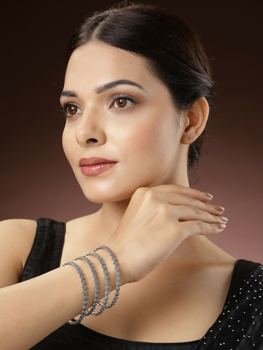 NVR Women's Set of 4 Silver-Toned German Silver Oxidised Bangles - Distacart