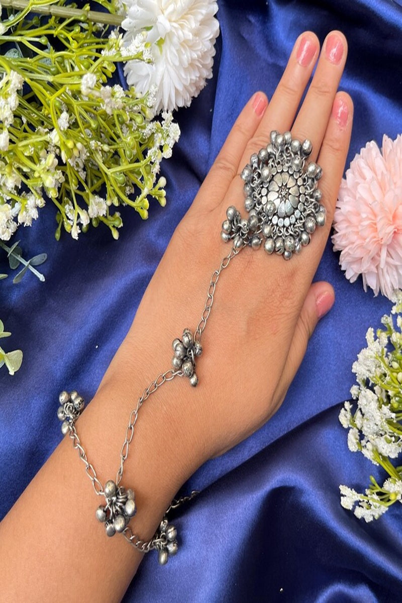 Vastrabhushan Oxidized Silver Ghungroo Hand Harness: Indian Boho Haathphool Bracelet - Dista