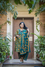 Thumbnail for Jompers Women's Green Ethnic Motifs Printed Pure Cotton Kurta with Trousers & Dupatta - Distacart