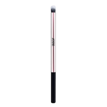 Nykaa BlendPro Eyeshadow Blending Makeup Brush - Dista